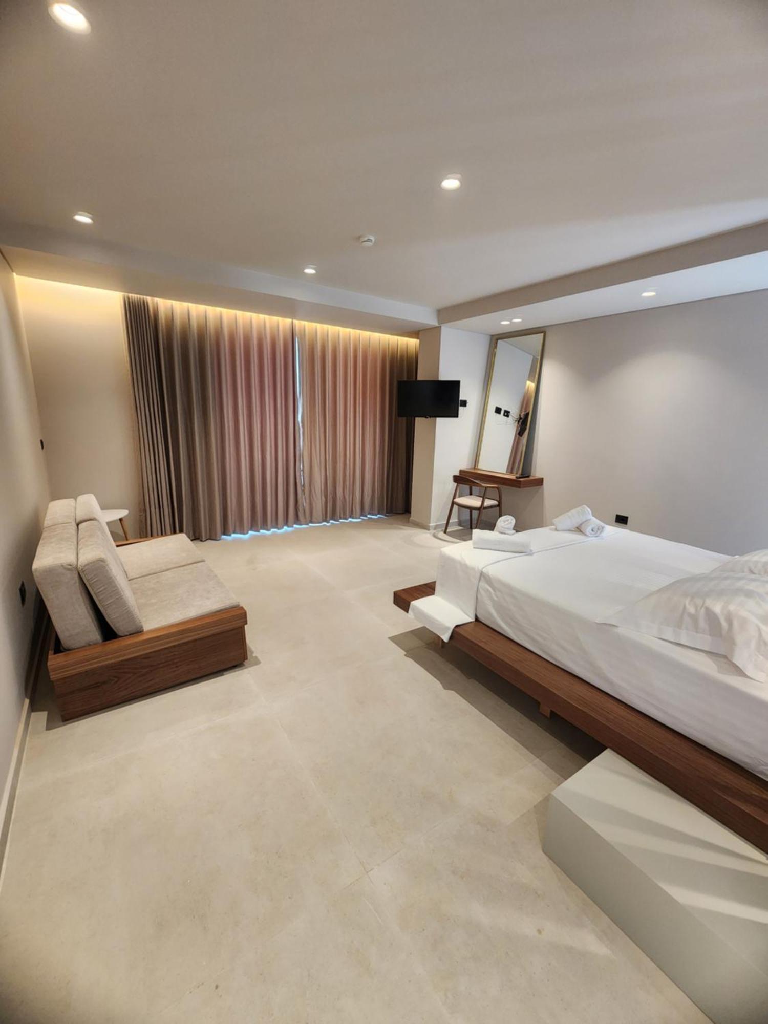 Hotel Summer Dream Dhermi Exterior photo