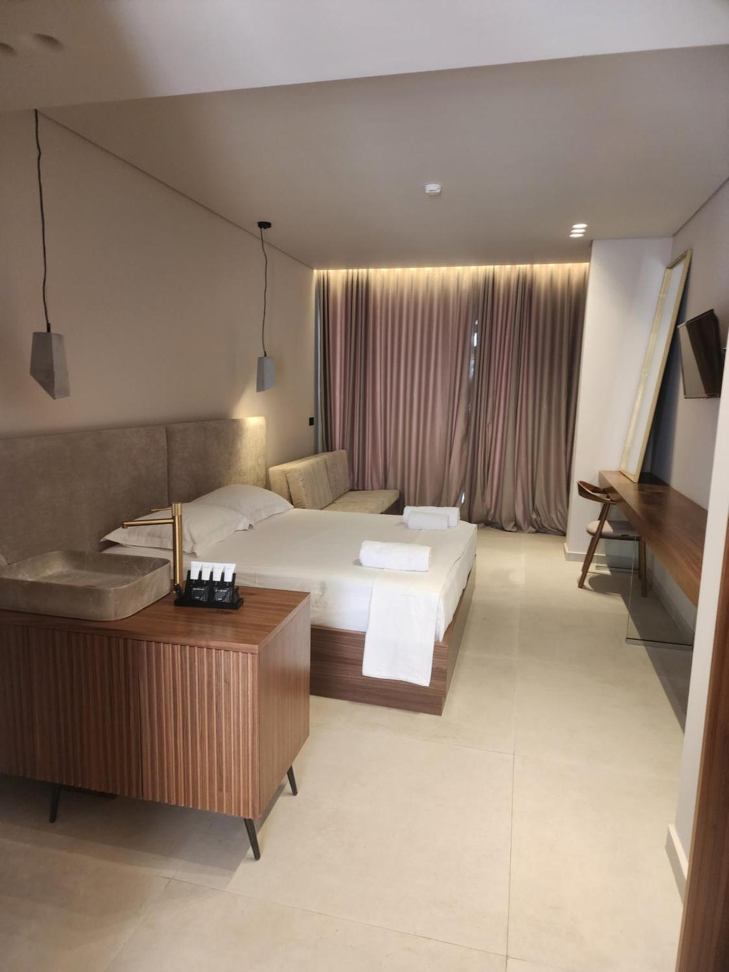 Hotel Summer Dream Dhermi Exterior photo