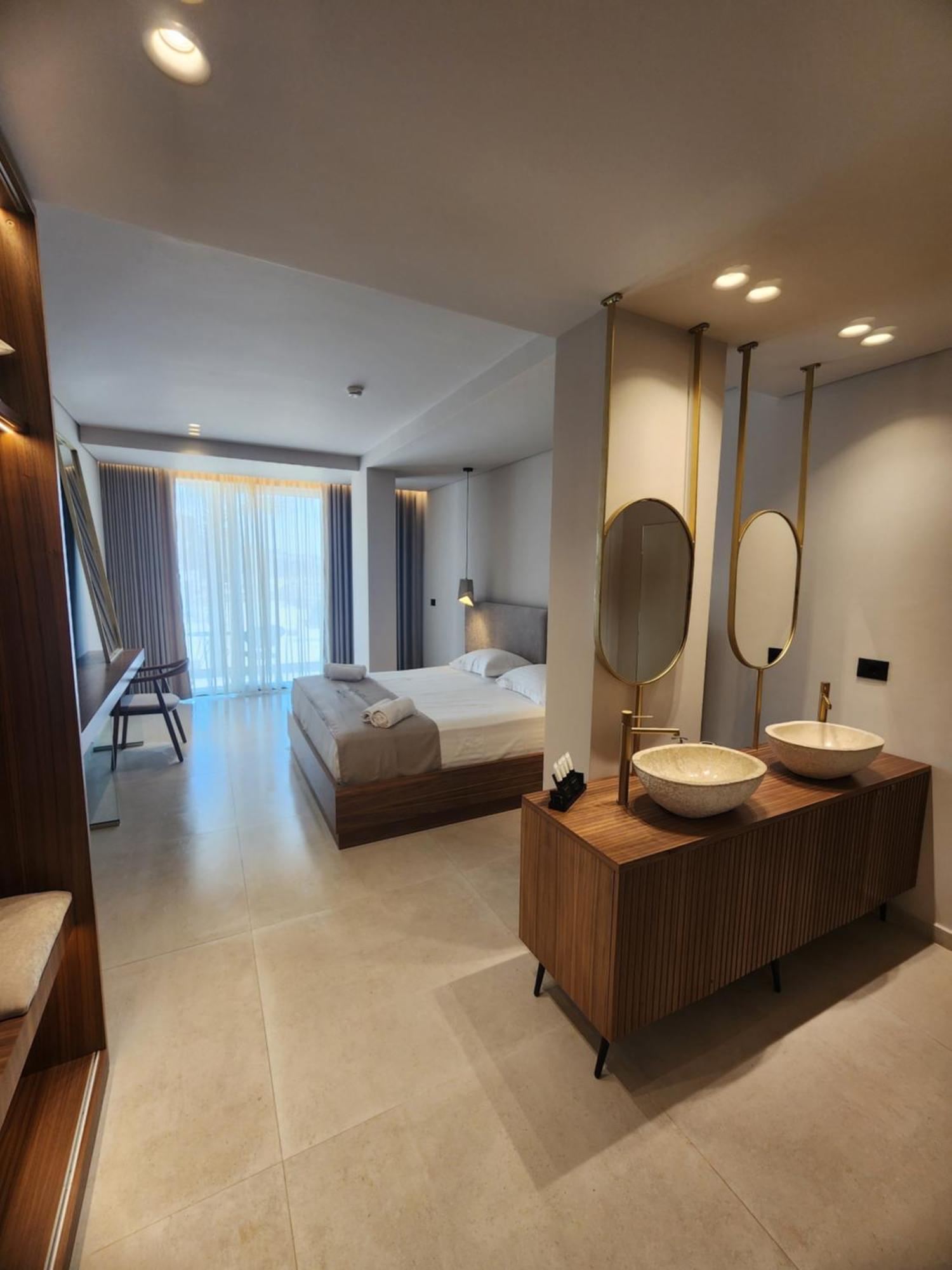 Hotel Summer Dream Dhermi Exterior photo